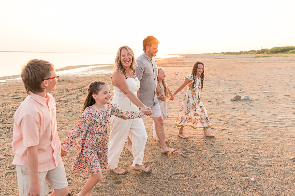 2025 krystal0-moore-photography-beach-mini-elbow-51