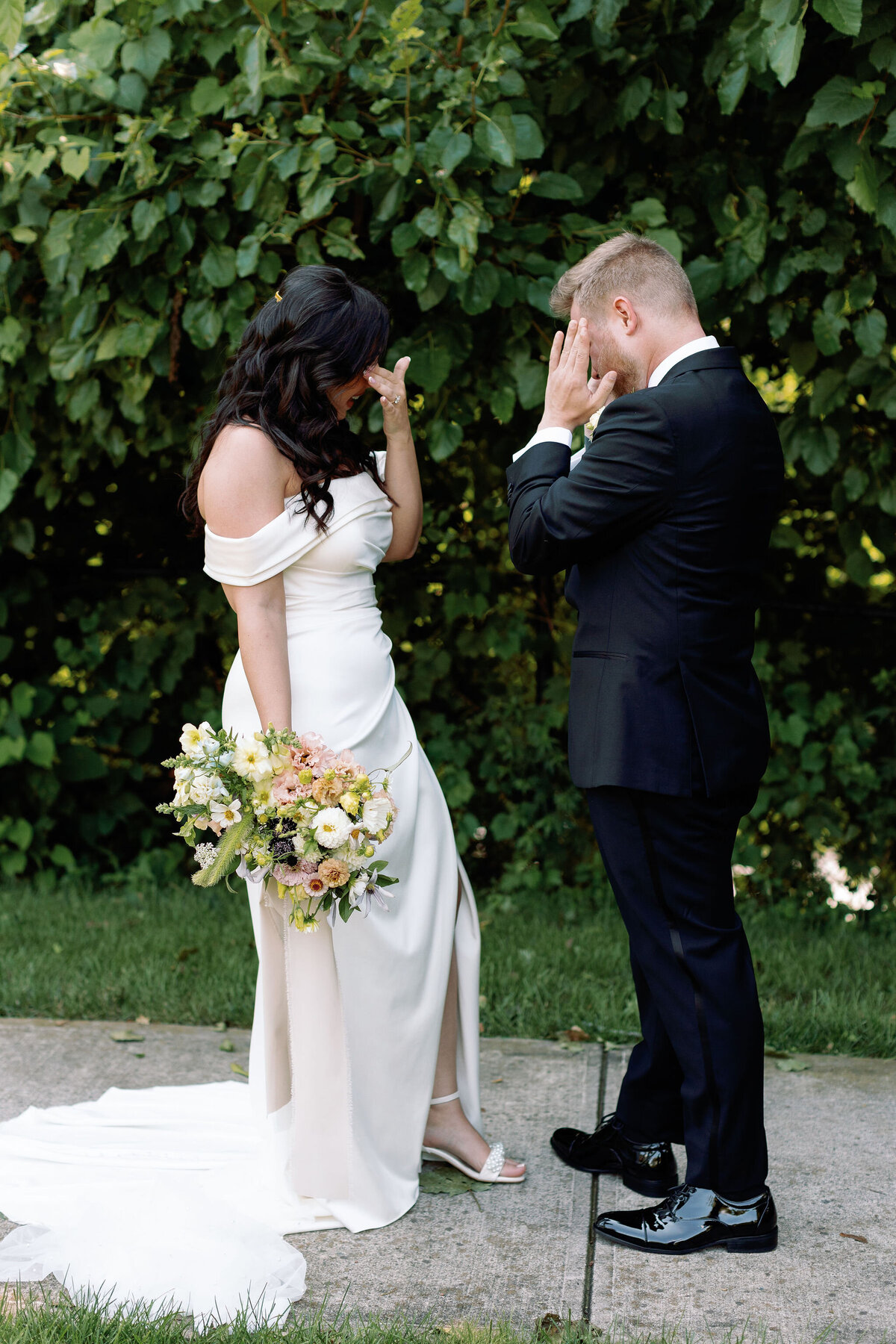 roundhouse-beacon-wedding-hudson-valley-302