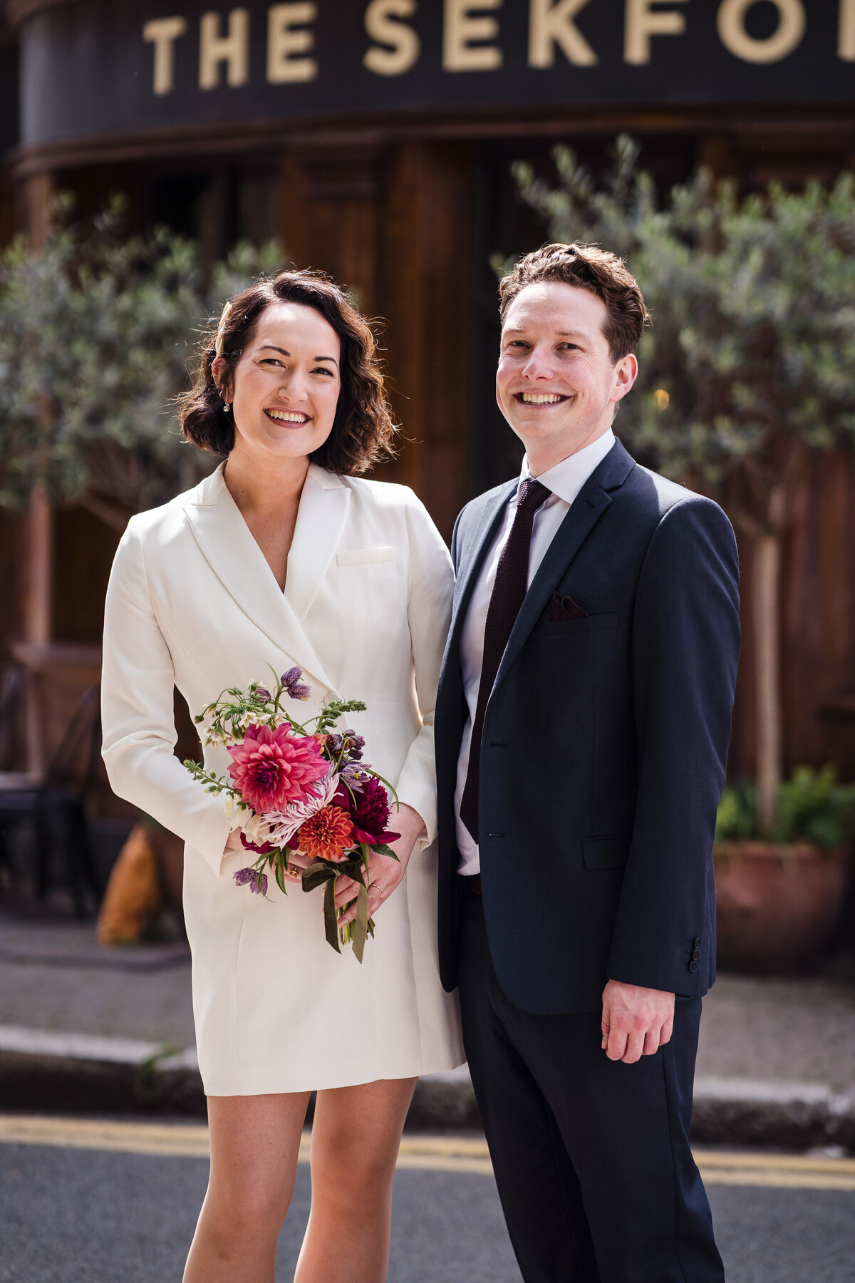 intimate-london-old-marylebone-town-hall-wedding-58