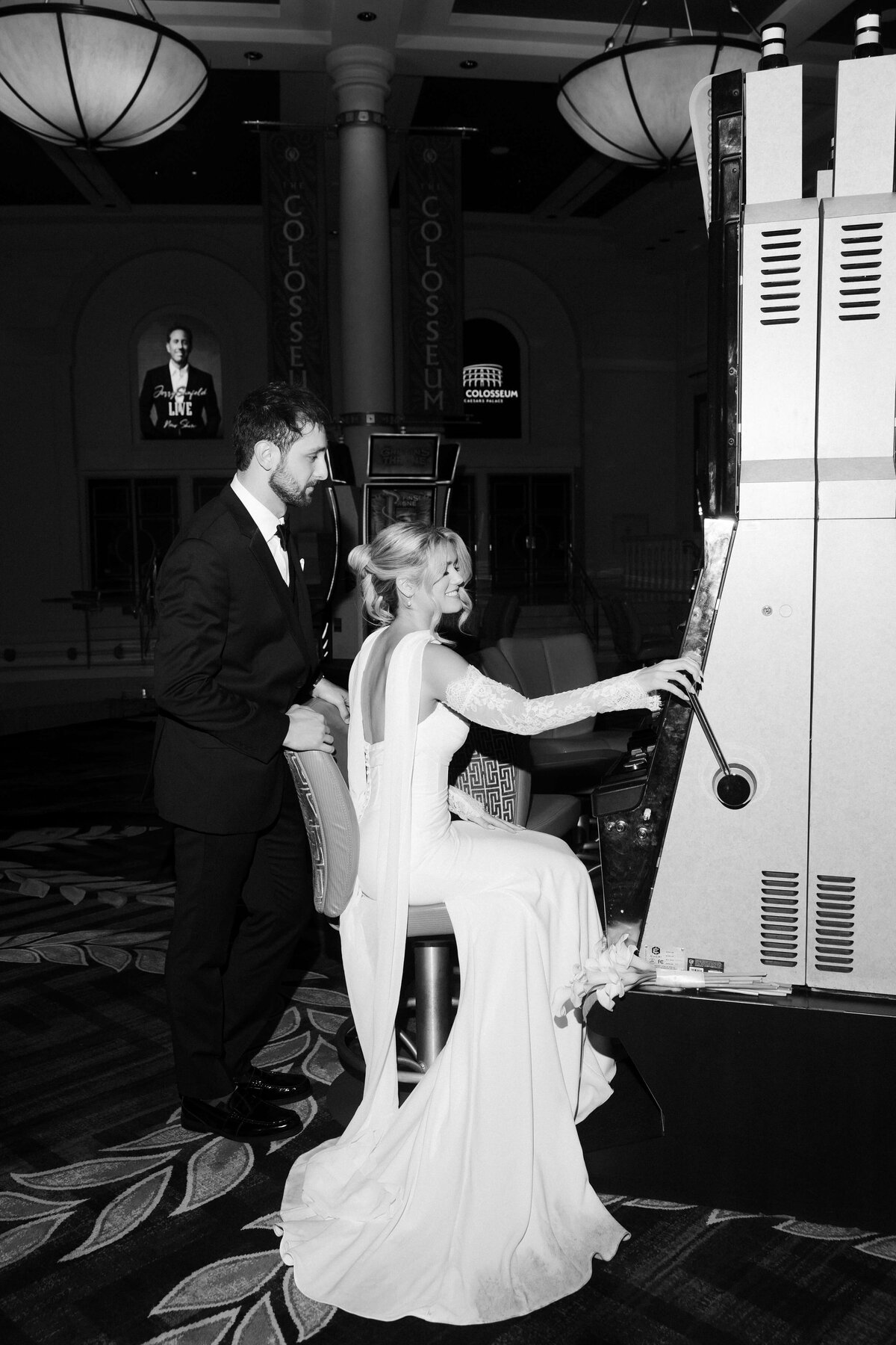 64_riskyexposure_maddie-noah_las-vegas-elopement-photography