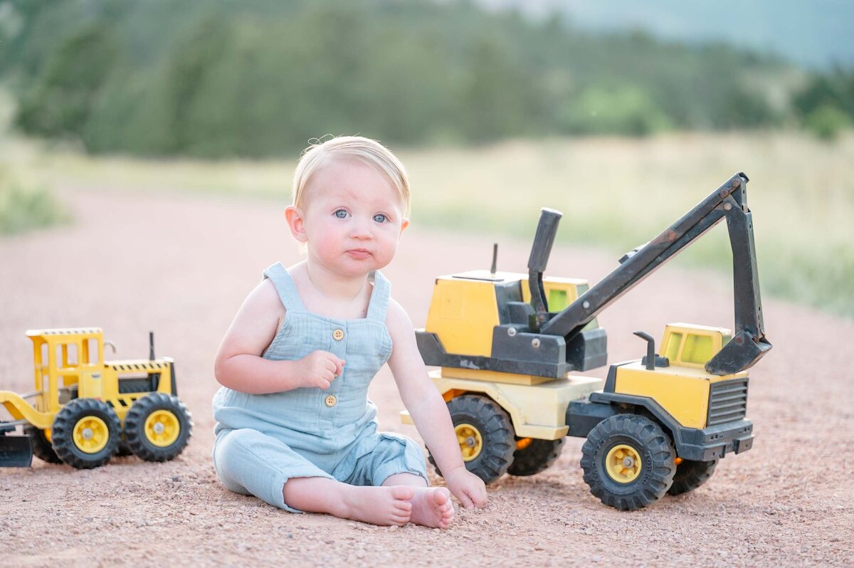 CO-Colorado-Springs-Magnolia-and-Grace-Photography-Co-Family-Session-KellyE# (1)-15