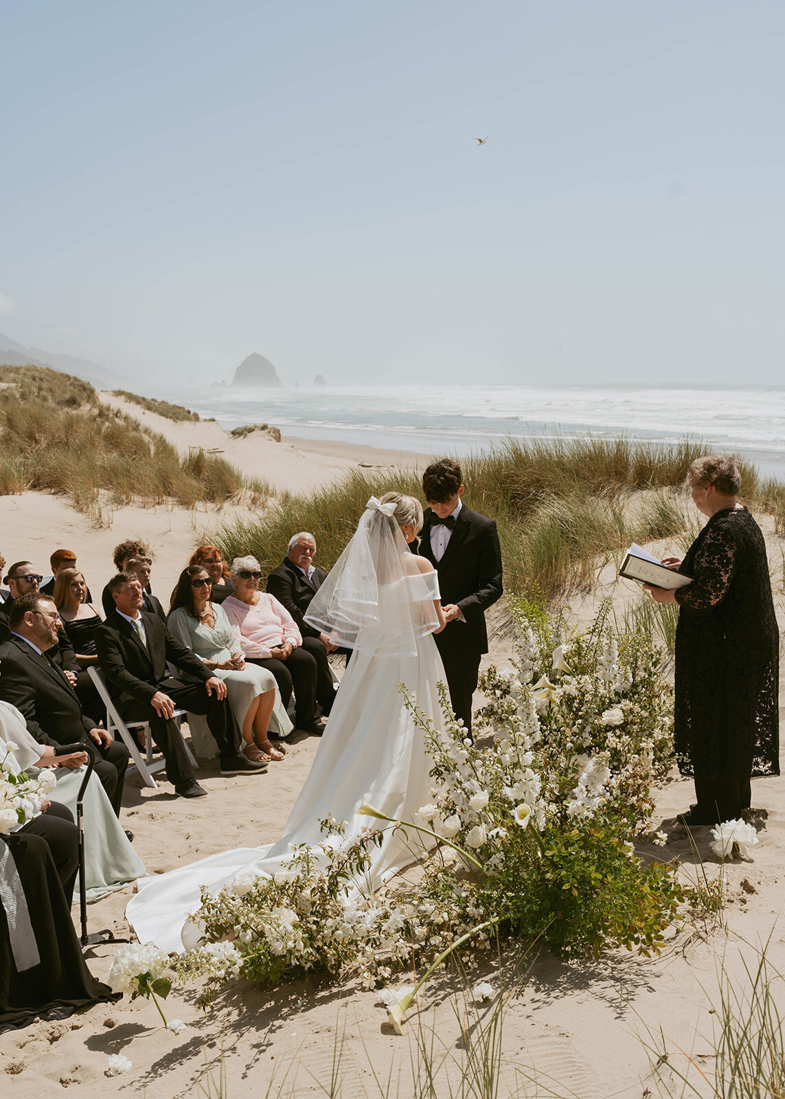 Emily-Noelle-Photo-Wedding-Photos-Cannon-Beach-Oregon-03619_websize