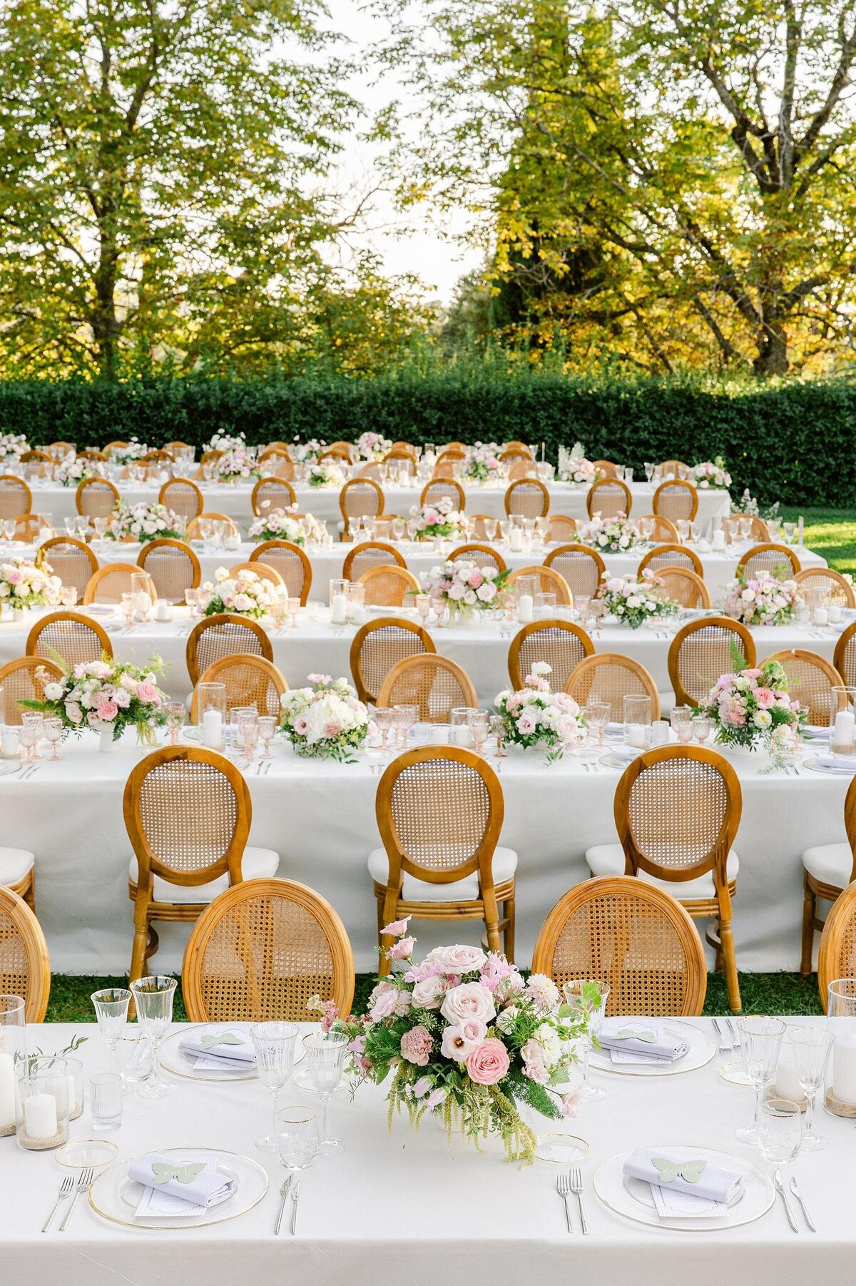 fashion-modern-candid-timeless-wedding-photographer-european-17