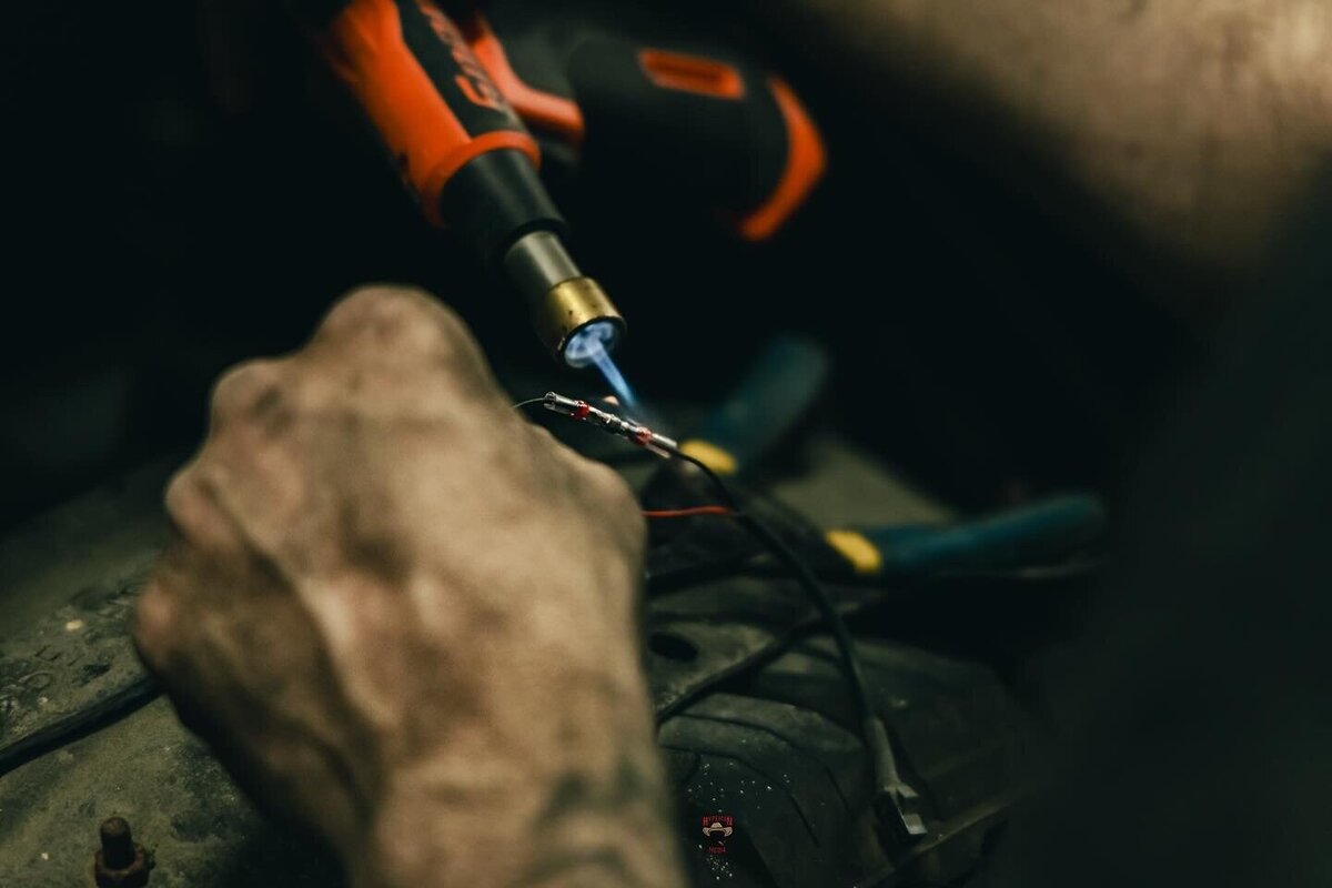 C8C04A5B-9633-4A0E-A1A1-813301E416DE