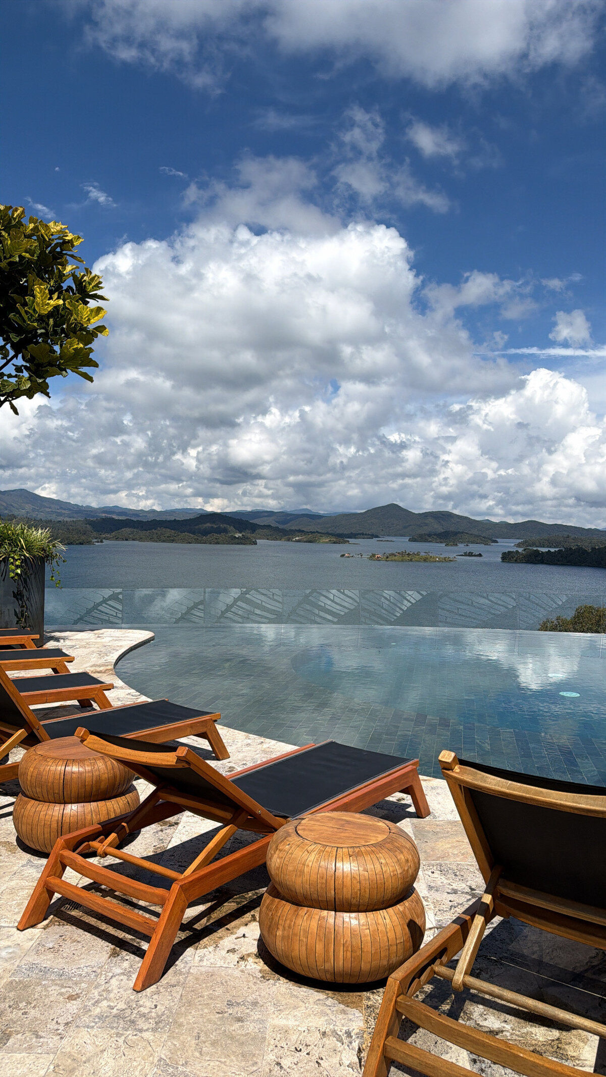 23CF23C4-39B9-42E9-81EB-A071BB3061F4