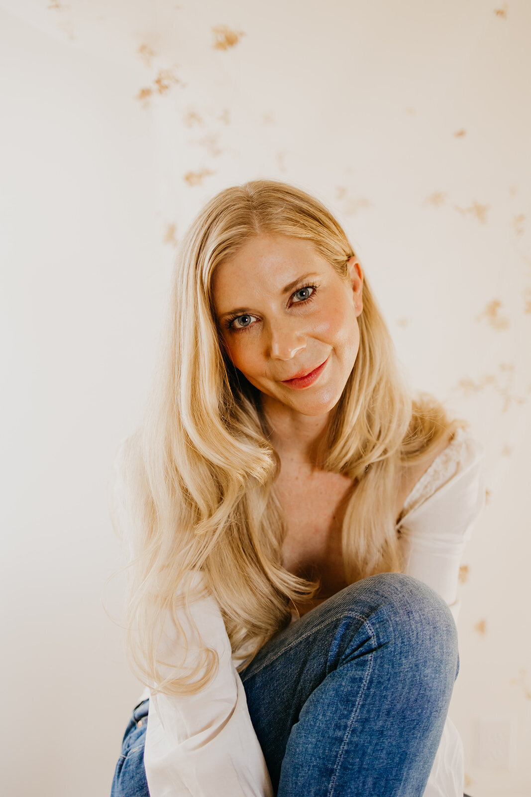 minneapolis brand photographer_The Feminist Couch by Mycah Bain Photography-94