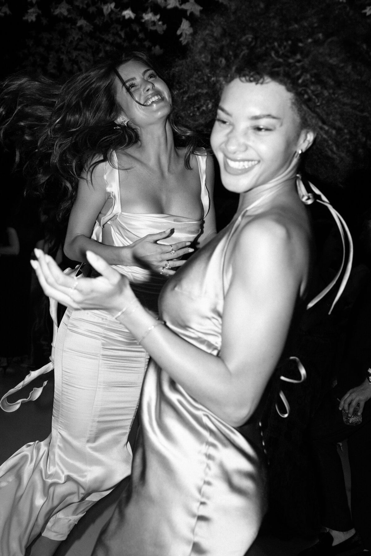 071-REVISED-040EW-ARTISTS-FAVORITES-FINAL230916-743