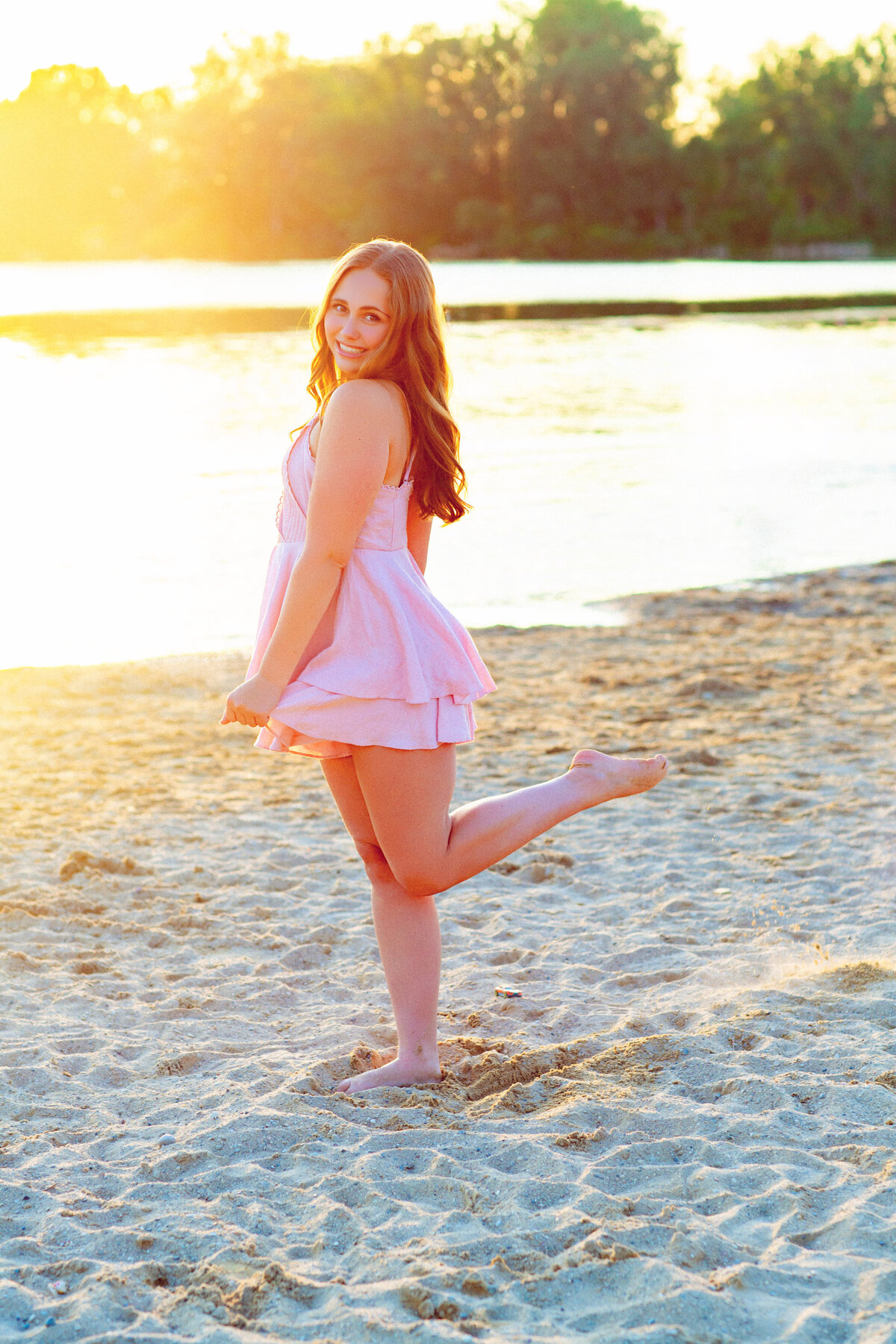 high-school-senior-portrait-photographer-Waukesha-Milwaukee-Brookfield-Wisconsin-senior-pictures-DeepshikhaKushwahaPortraits-15