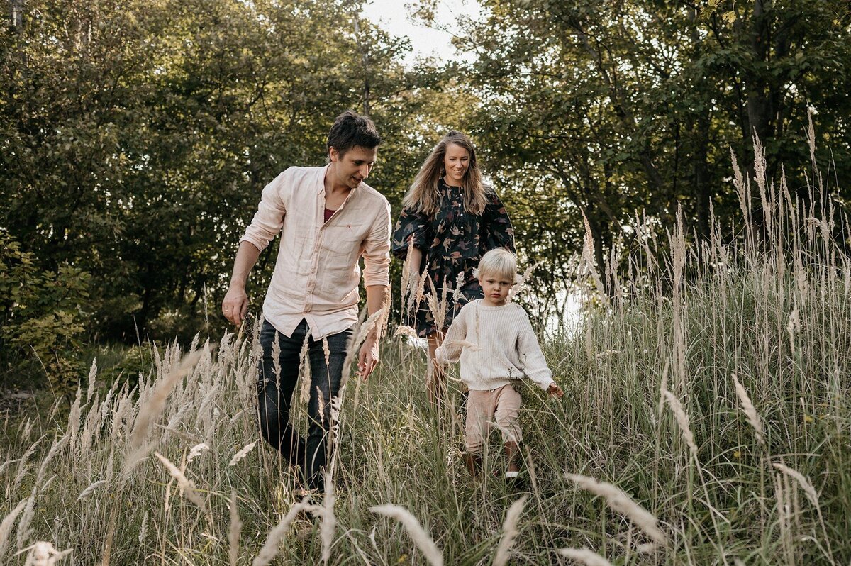 16-LouiseBoonstoppelFotografie_familieshoot_gezin