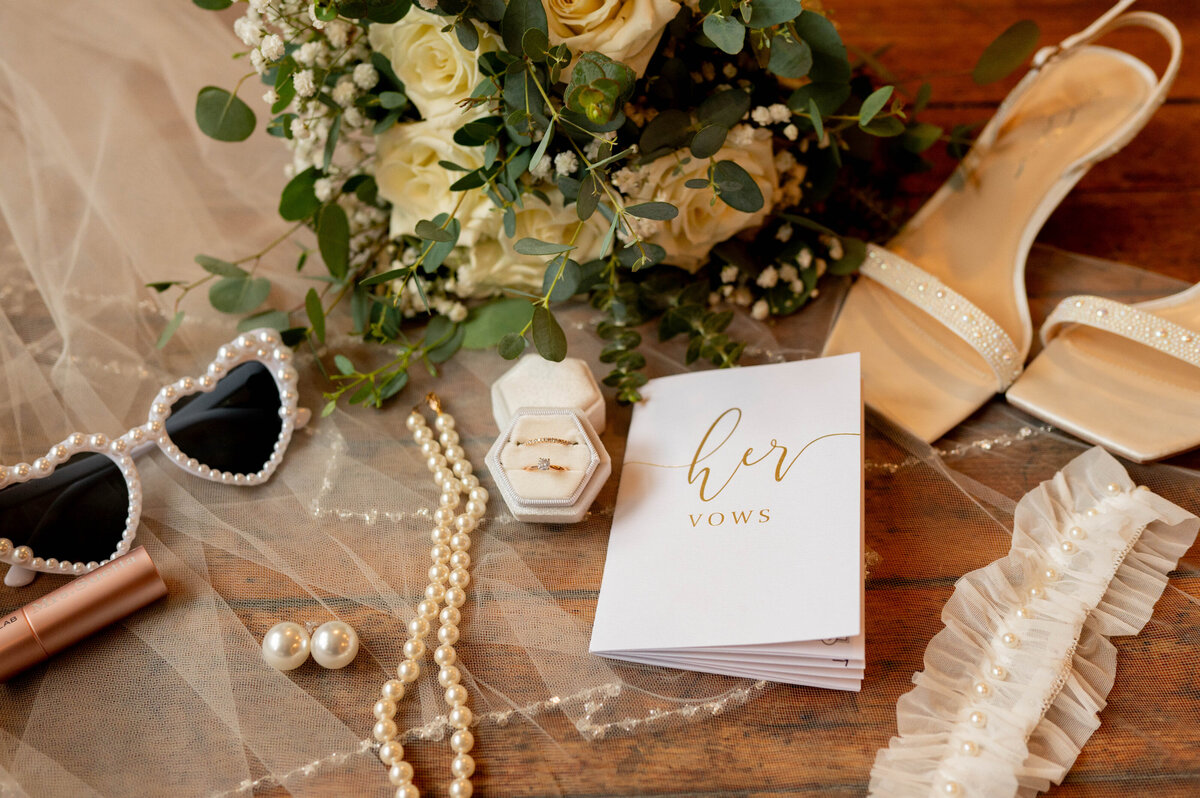 Wedding-Detail-Flatlay