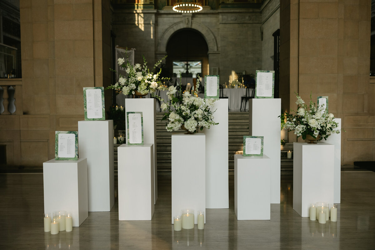 AveryPhillipsPhoto-Morgan+Dominic-DetroitInstituteofArtsWedding-247