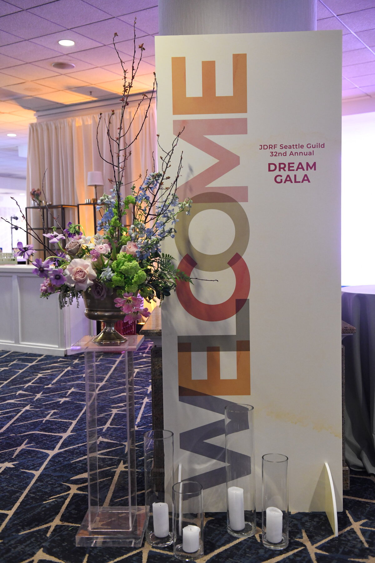 Fundraiser-Gala-Sheraton-Flora-Nova-Design-Seattle-00007