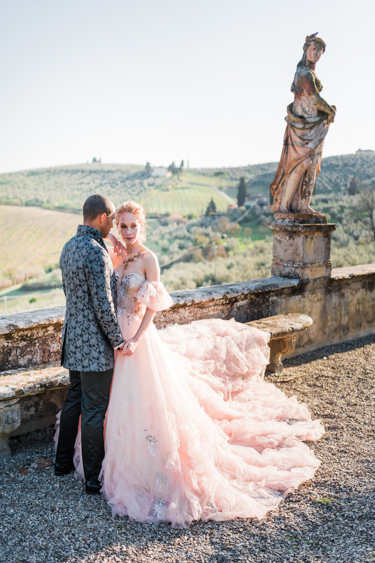 Bridgerton-inspired-wedding-Tuscany-photographer-146-1