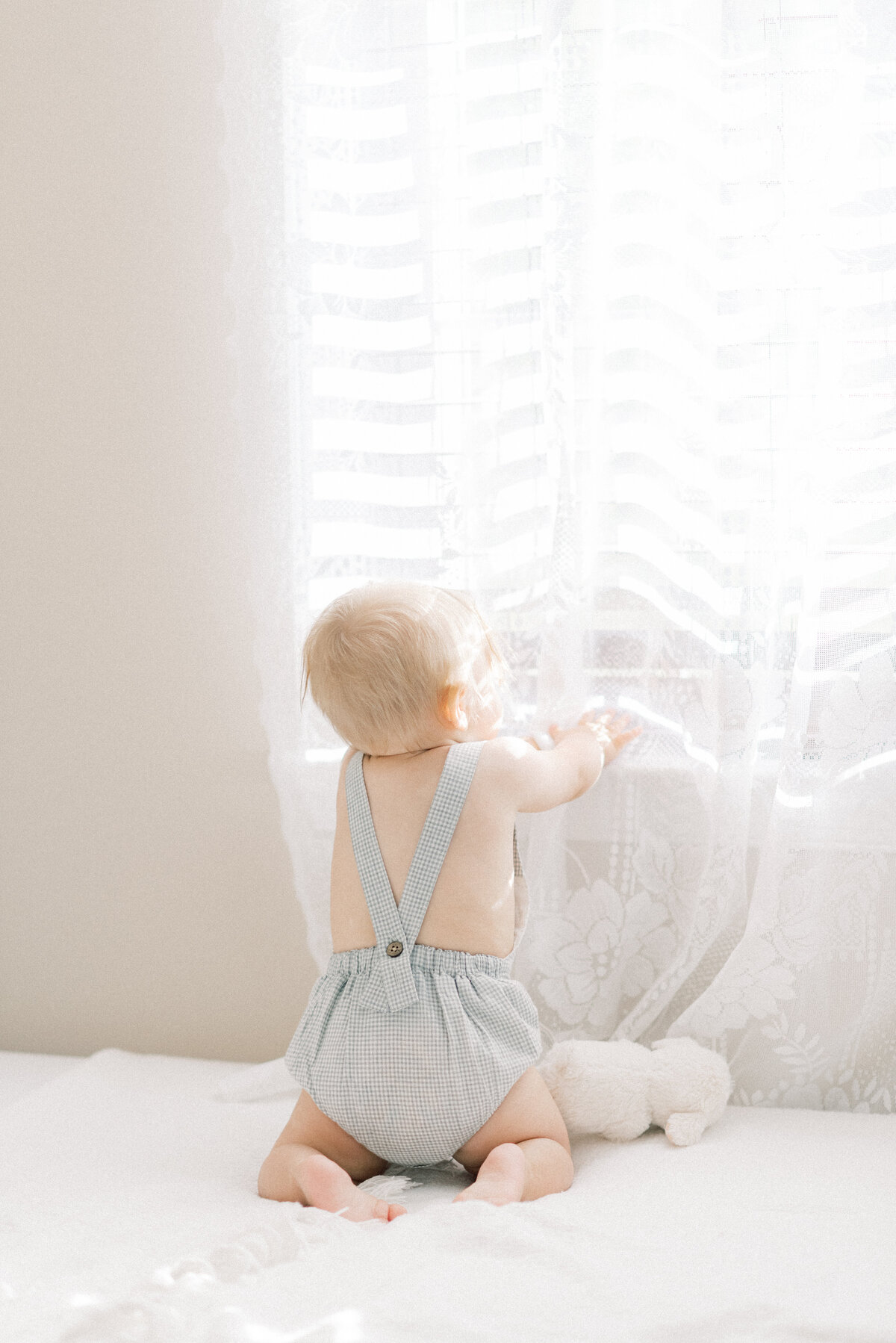 neutral-baby-portrait-virginia-beach