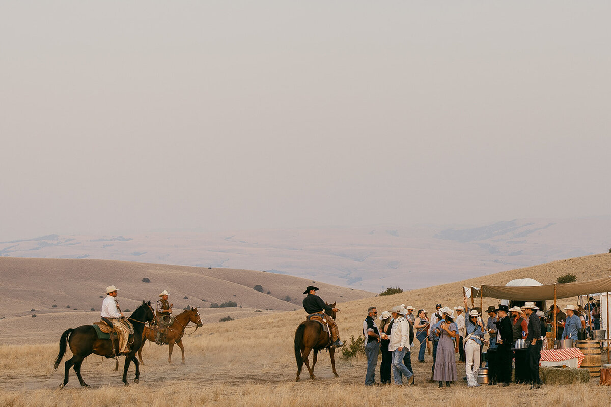 presley-gray-photo-rustic-western-montana-wedding-0047-2