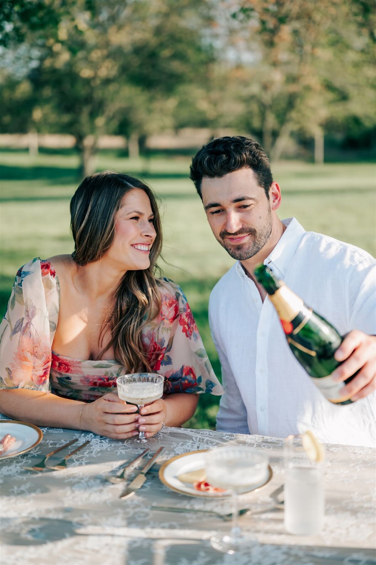 MICHIGAN-WEDDING-PHOTOGRAPHER-KENSINGTON-METROPARK-ENGAGEMENT-SESSION-CAPTURED-BY-KELSEY-DF-4_websize
