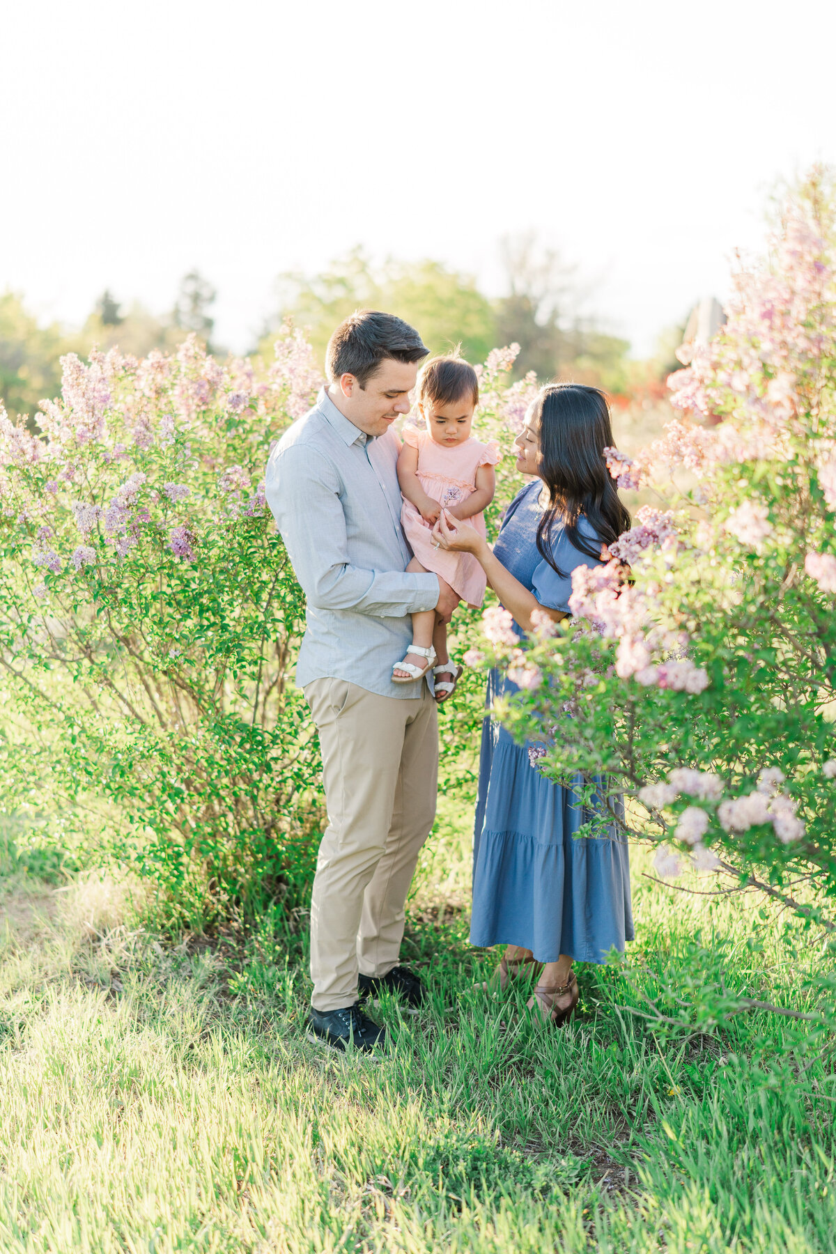 Spring Lilac Family Portraits Highlands Ranch Mansion Flowers Romantic Light and Airy Elena Spraguer Photography0056