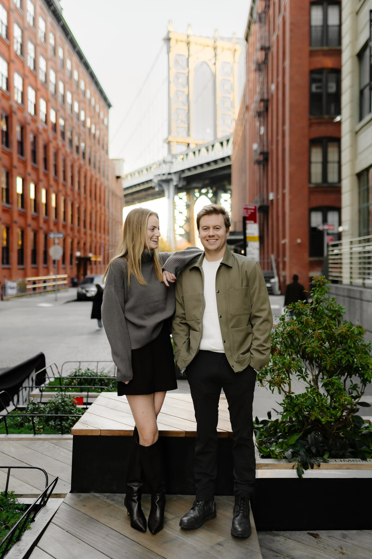 Brooklyn Bridge Engagement Photos 9