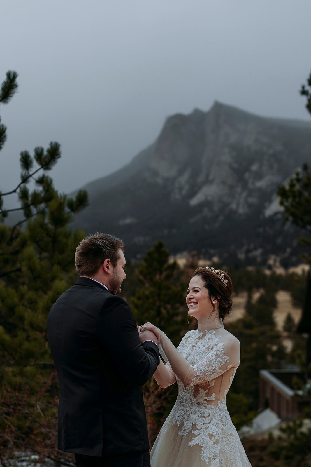 reTheBurrowWeddingPhotography-371