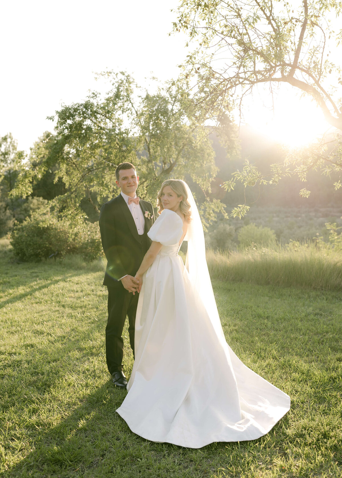 Georgina-James-Wedding-Fuentespalda-Chloe-Lowe-Photography-572