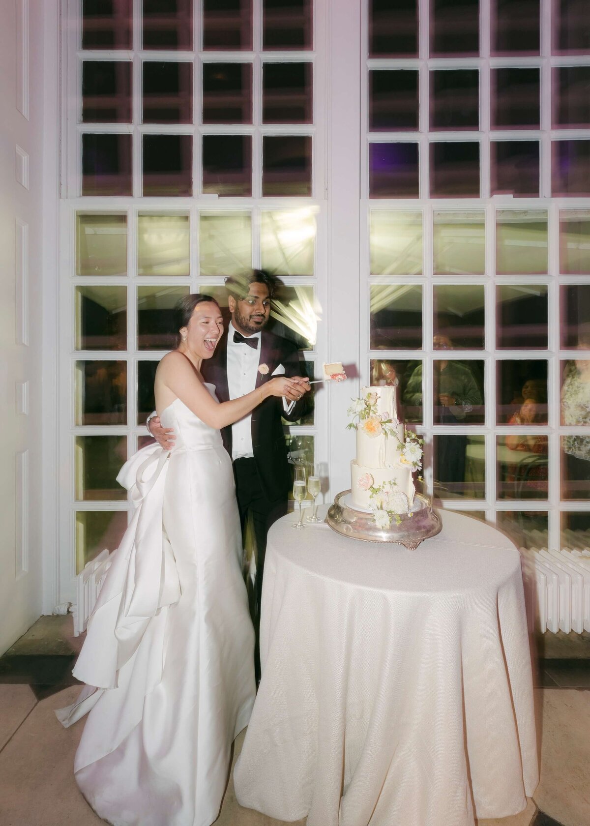 Anna-Vish-Wedding-Kew-Gardens-Chloe-Lowe-Photography-829