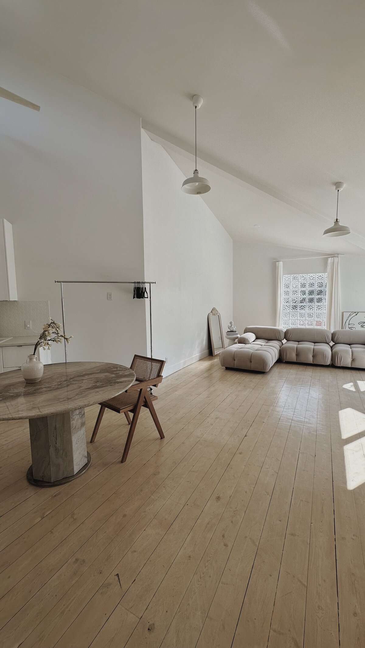 A creative studio space for photoshoots, photographers, content creators, and brands in South Surrey White Rock Vancouver area