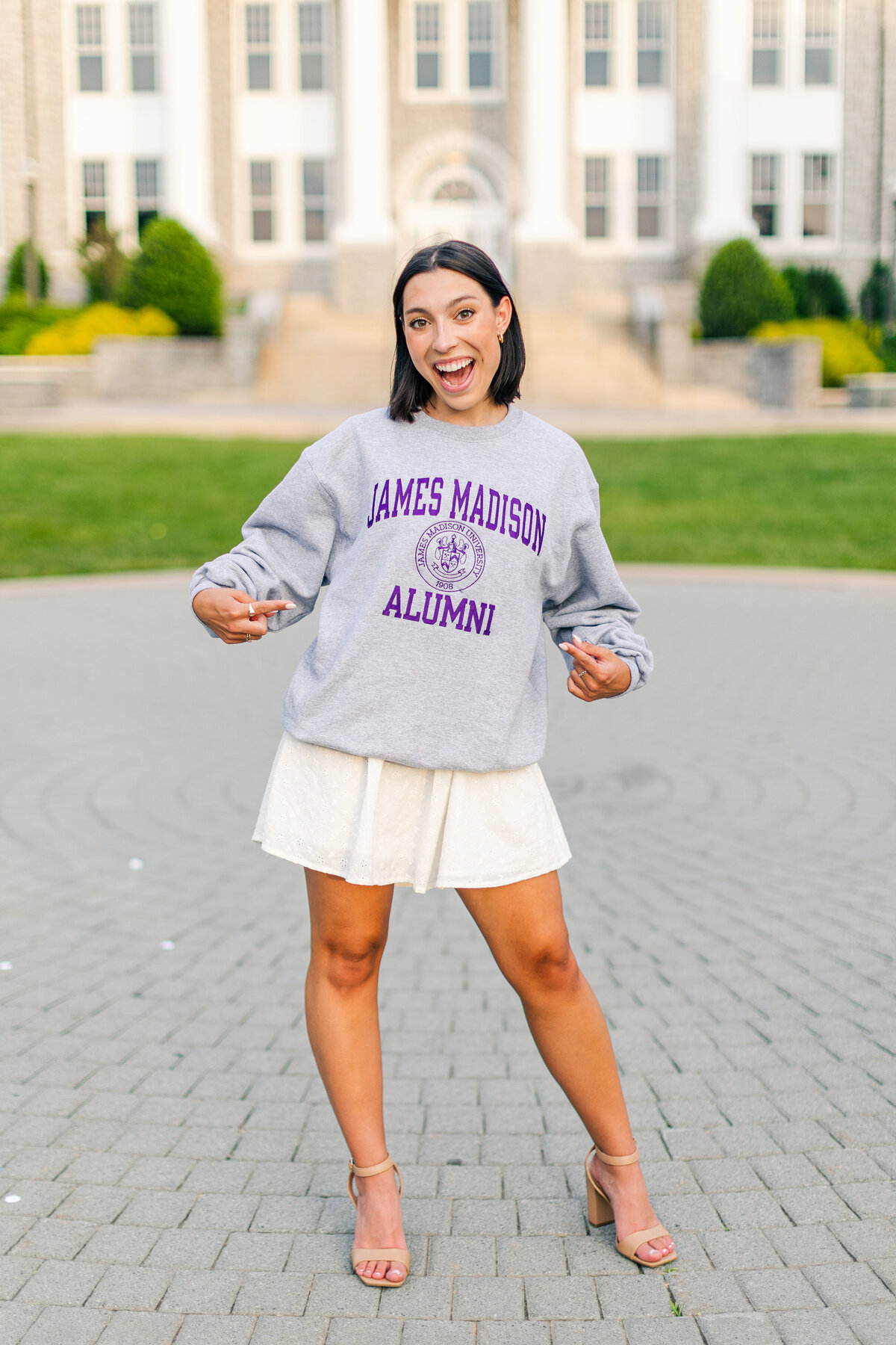 Amanda Coll Photography Senior Seniors Graduate Graduation College High School Portrait Lifestyle Photographer Northern Virginia Shenandoah Valley Colorful Bright Light Airy ACP_KendraL_119