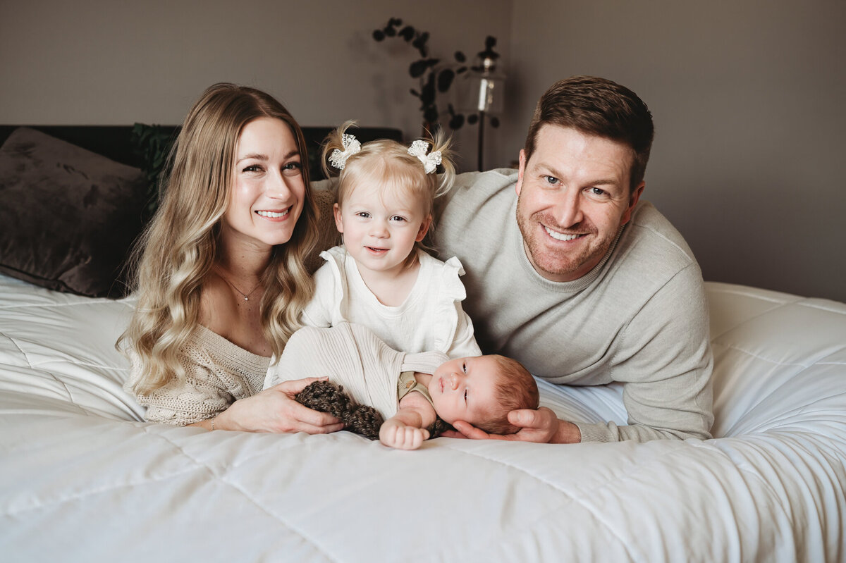 Tescher-newborn-inhome-bismarck-92