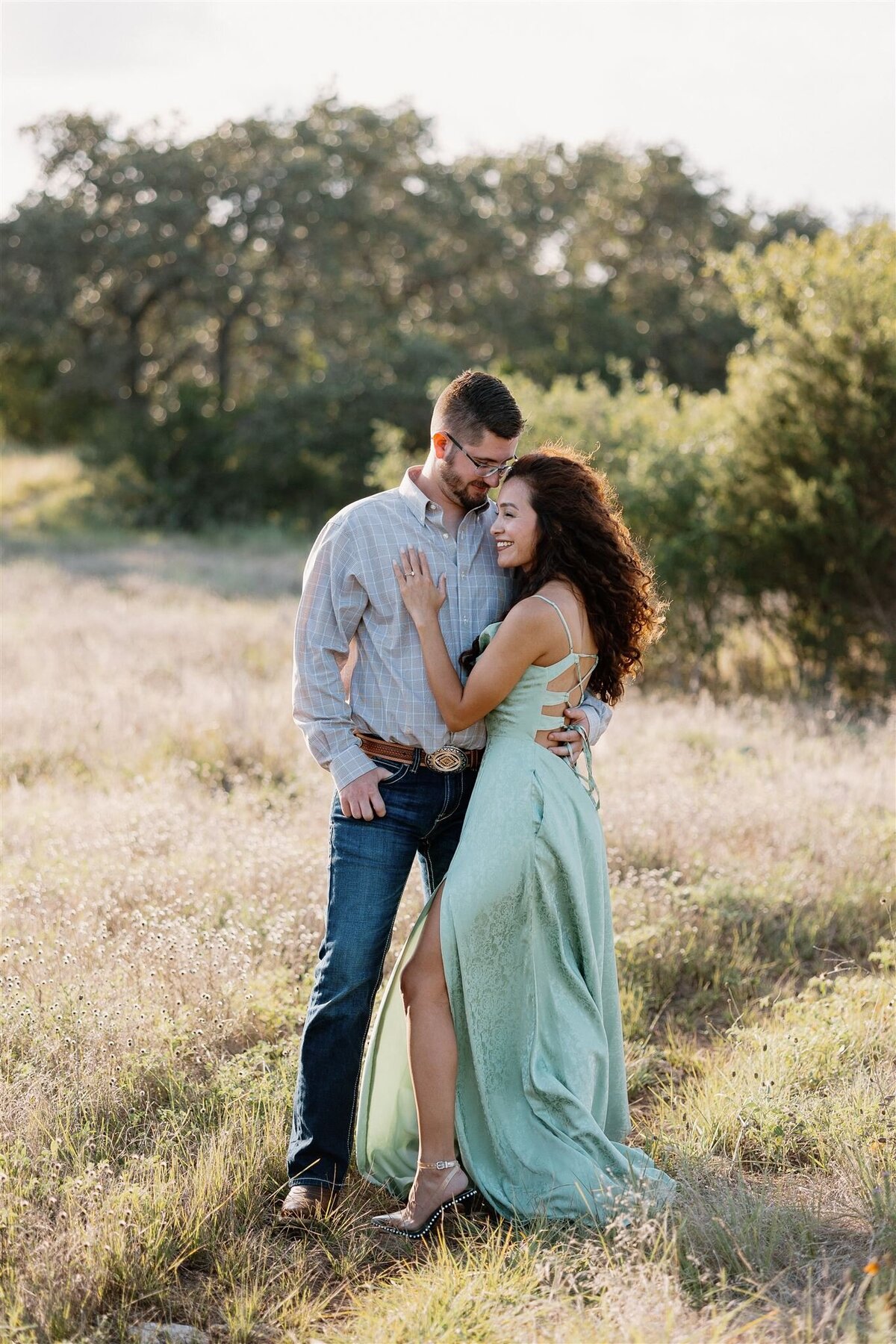 hill-country-engagement-session-leah-thomason-photography-1