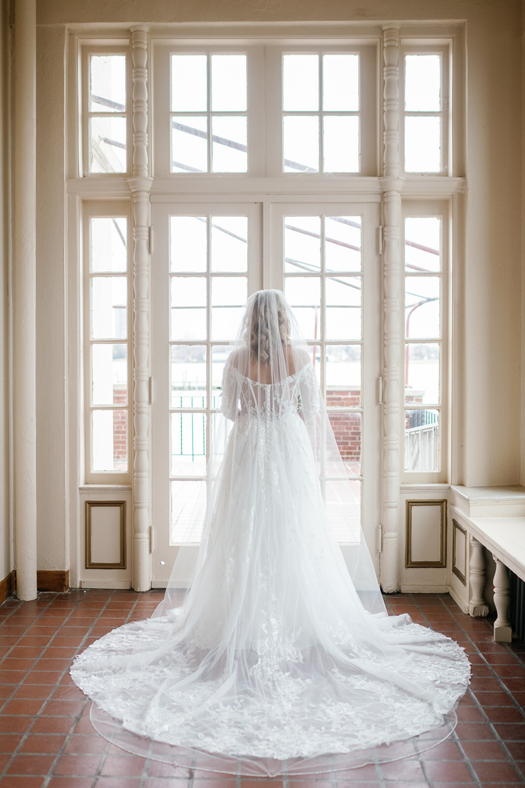 detroit-yacht-club-winter-wedding-photo-0168_websize