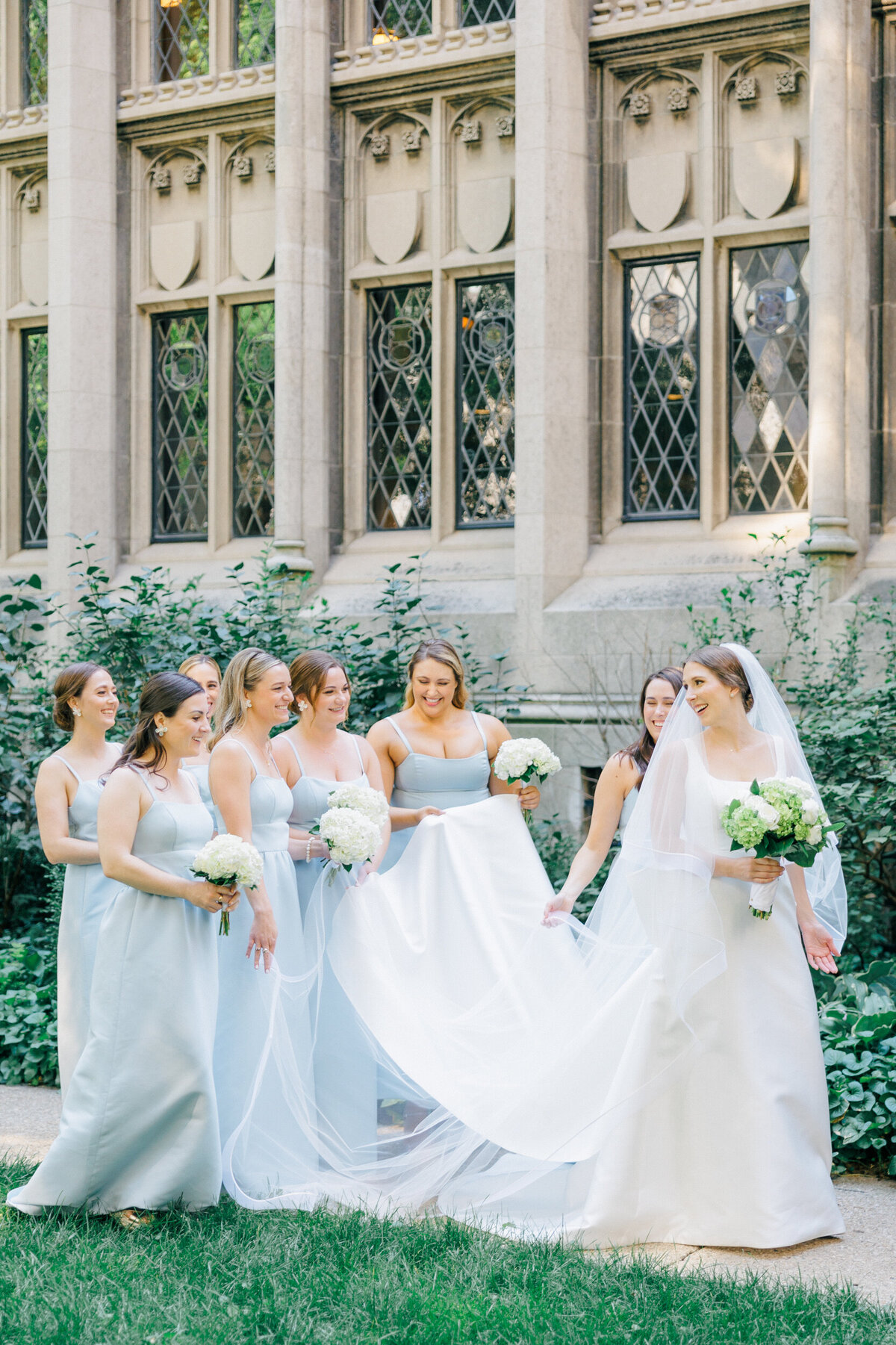 Lexi Benjamin Photography_Reynolds Chicago History Museum Wedding_07.06.24-93