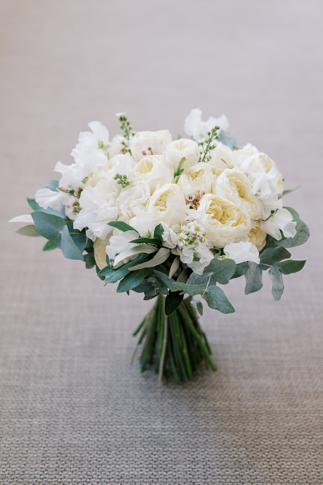 GOLDEN APPLE WEDDING PLANNER (2)