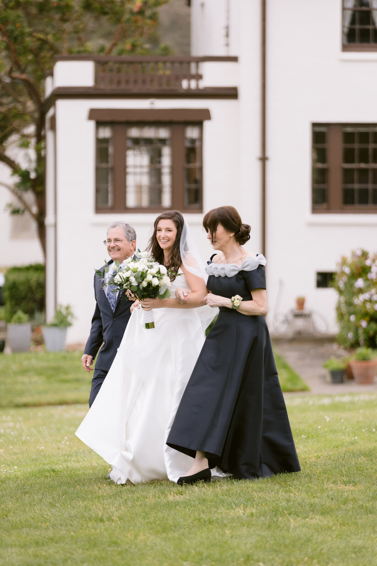Lavish Moments Wedding Co. Wedding Photography Wedding Videography Wedding Content Creation Diane Nicole Photography Northern California Worldwide Destination TikTok Wedding Content 23