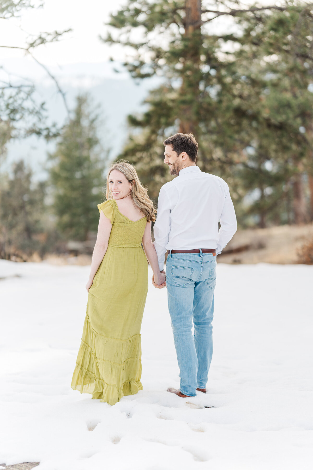Colorado Winter Maternity Mountain Pictures Mount Falcon Elena Spraguer Photography0015