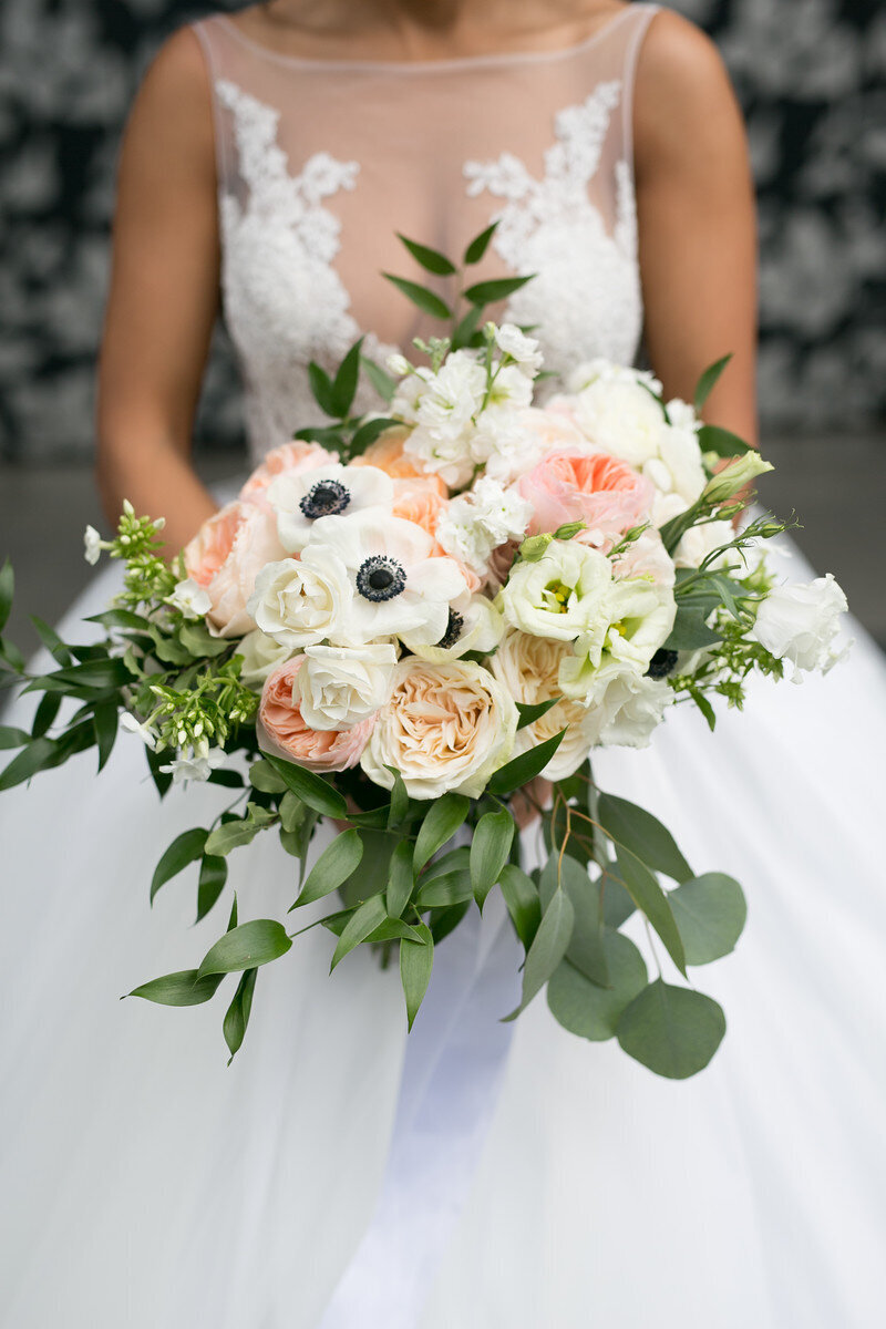 NiushaShawnIG-COCObyCoversCouture-TorontoWeddingFlowers-BrianMosoff46