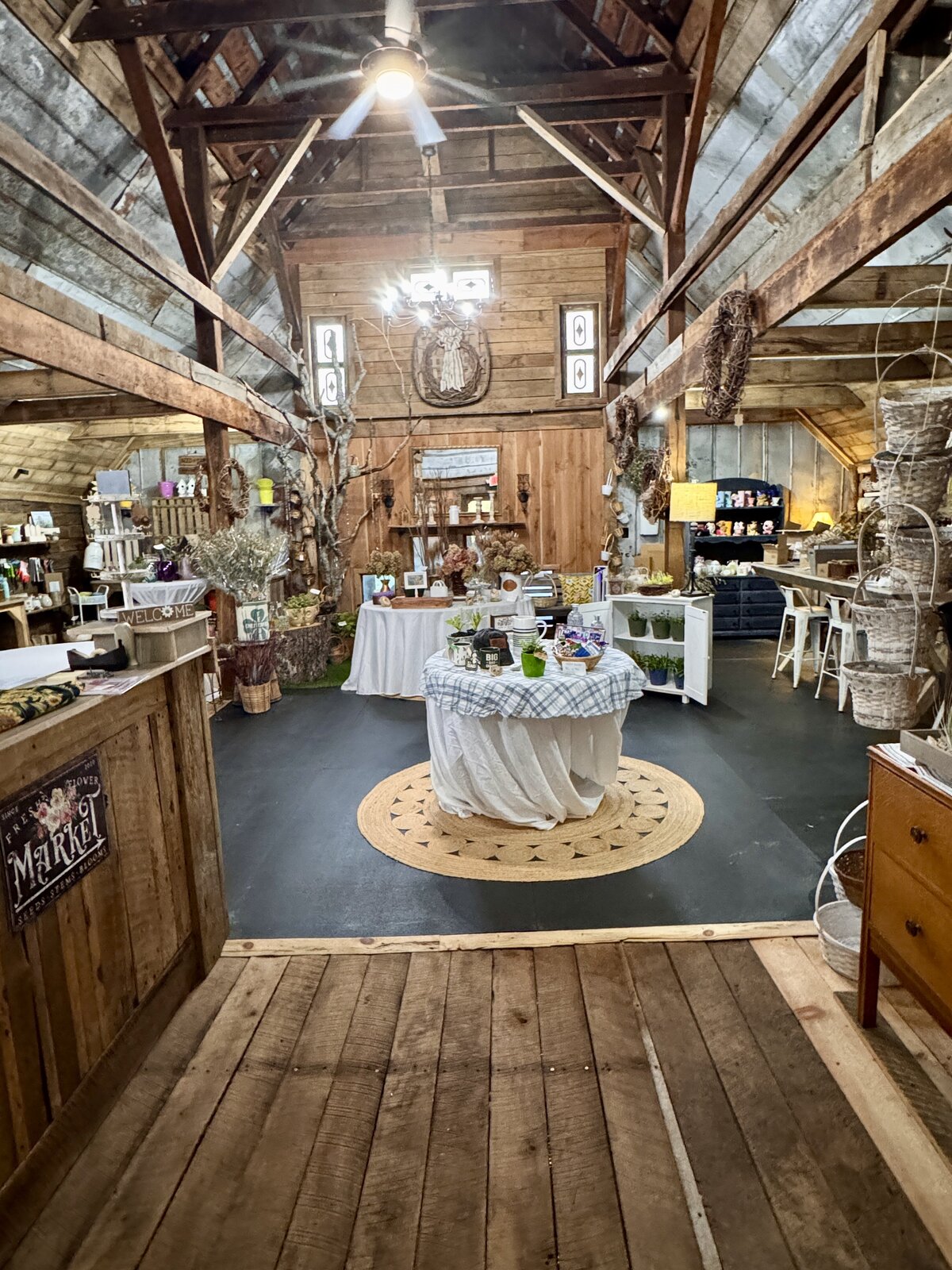 Barn 697 | Boutique Flower Farm, Plants, Gifts & Workshops ...