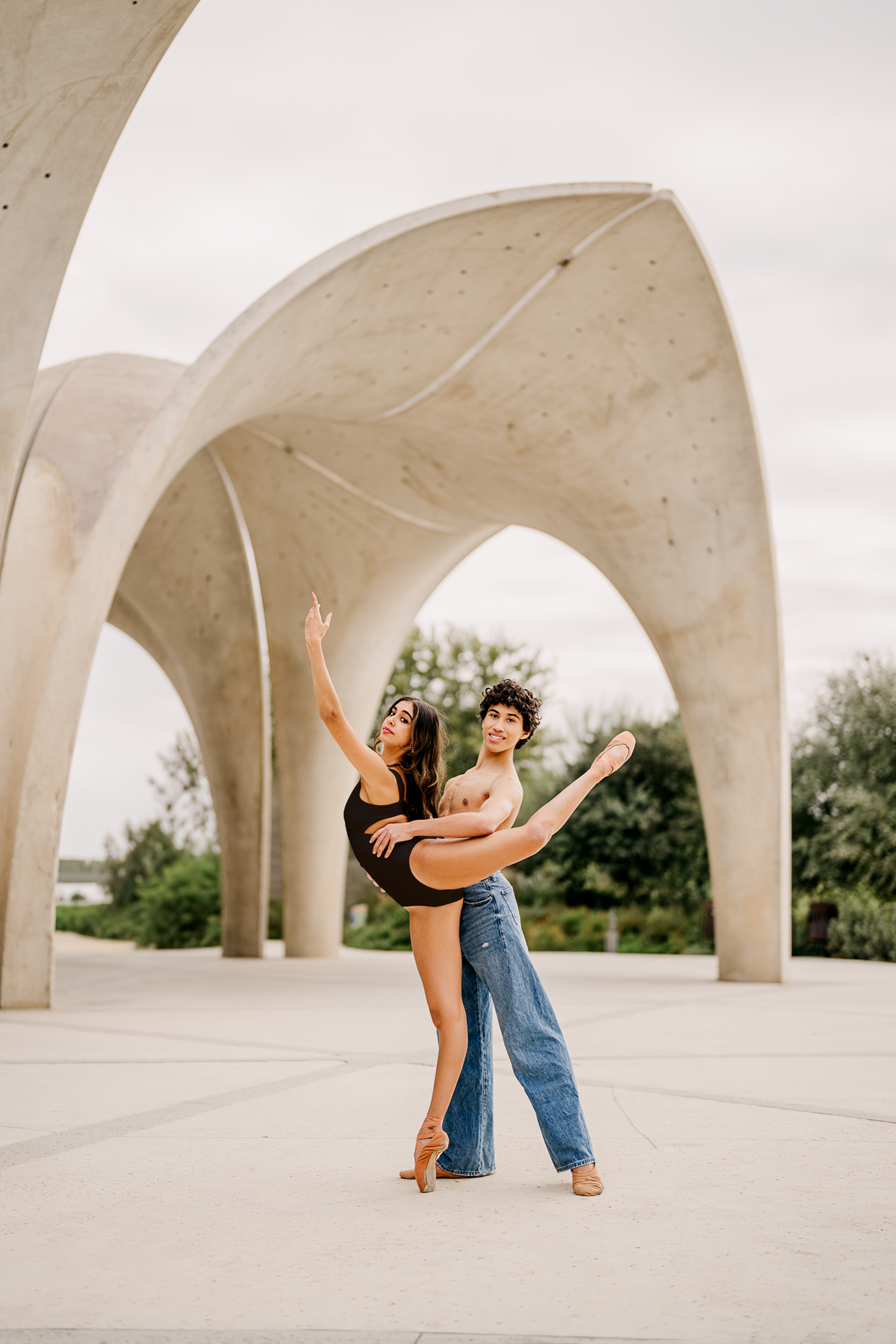 2025Model77DCSAJaidaJoaquin-BlackLeo-Web-0023