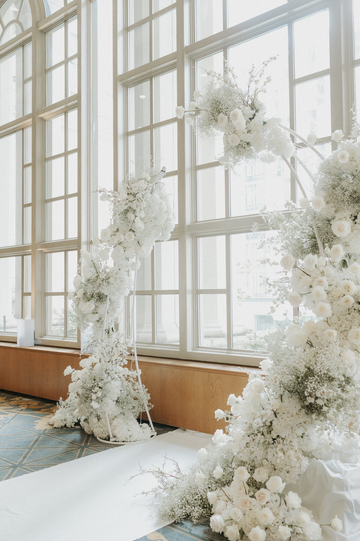 White-Fairmont-Olympic-Wedding-FLORA-NOVA-DESIGN-SEATTLE00012