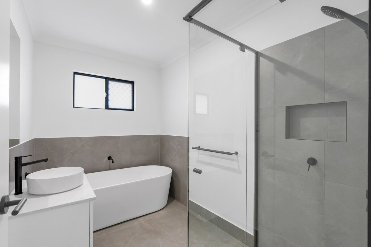 Custom Rockycreek Ensuite