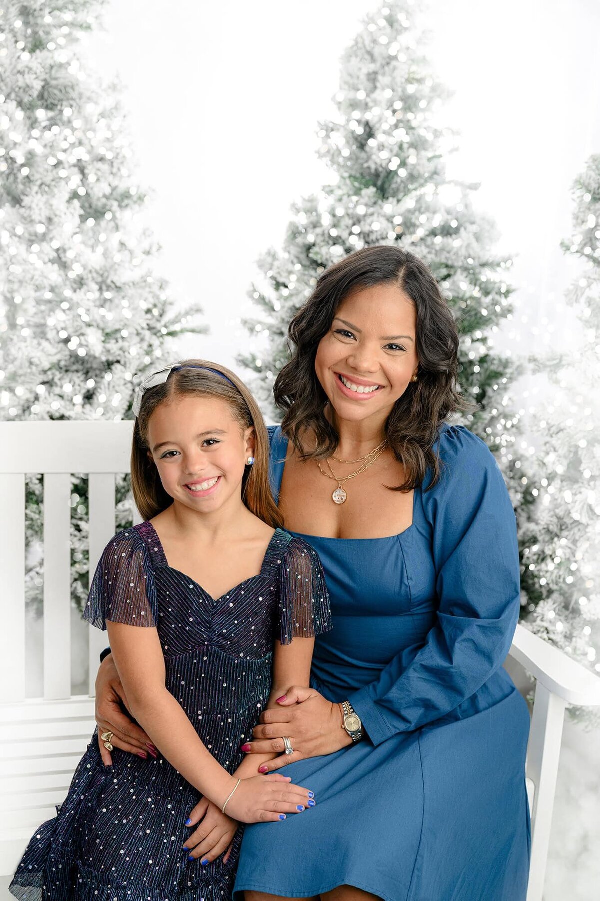 Charlotte-Limited-Edition-Holiday-Session-Tobis-Timeless-Treasures-027