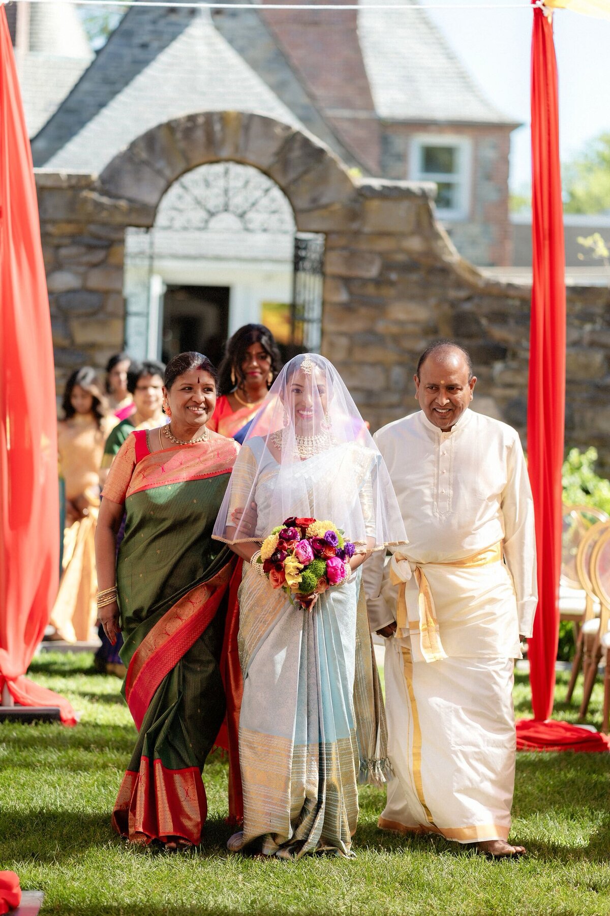 Shepherds_Run_Rhode_Island_Wedding_LevKuperman_024