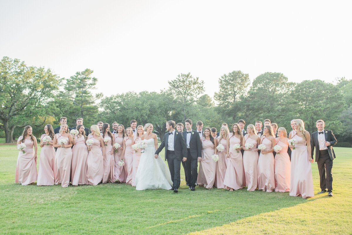 Mississippi bridal party at The Country Club of Jackson