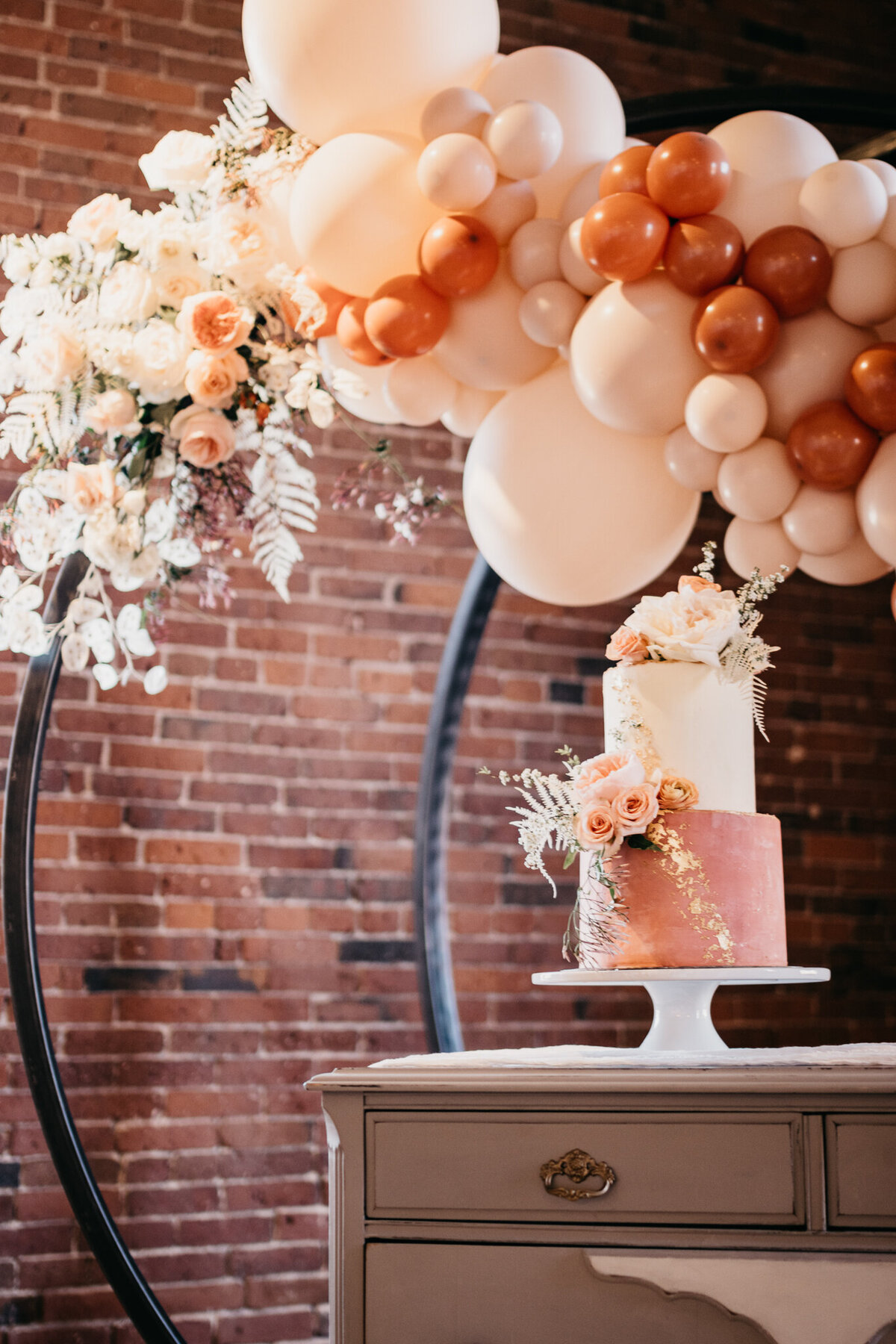 terracotta-cake-design-sarah-brehant-events