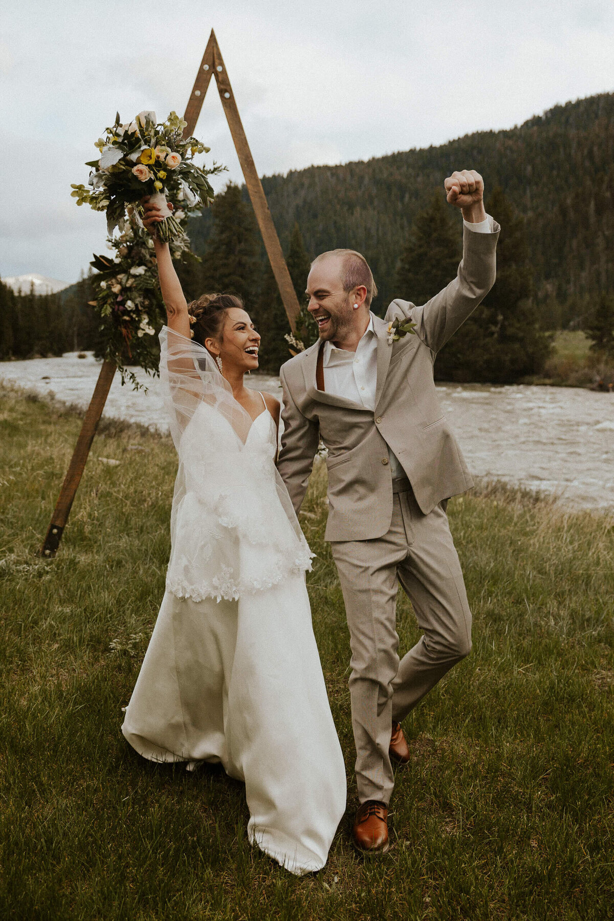 montana-intimate-boho-classy-elopement