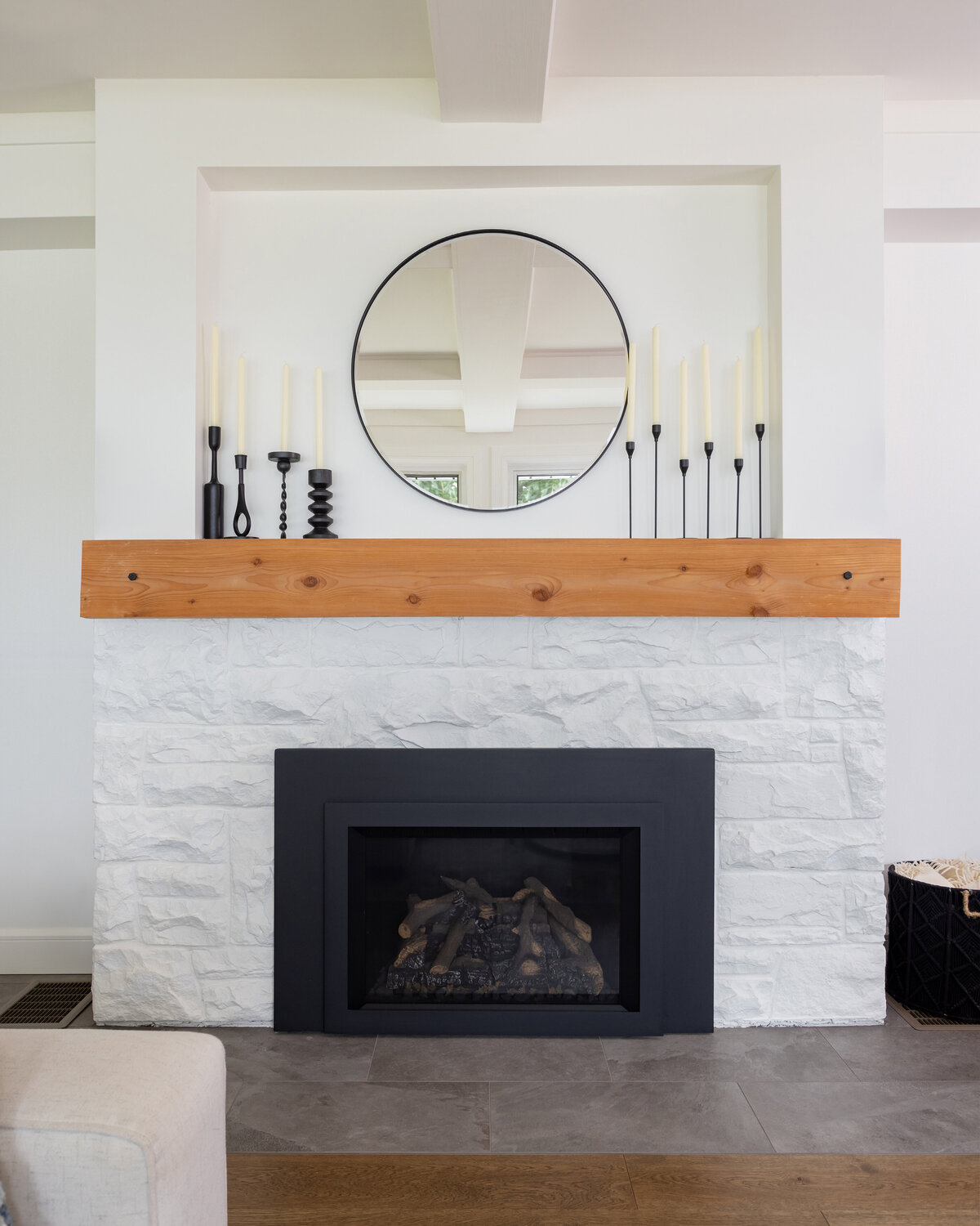 KatCo_Interiors-LakeHouse-LivingRoom-08