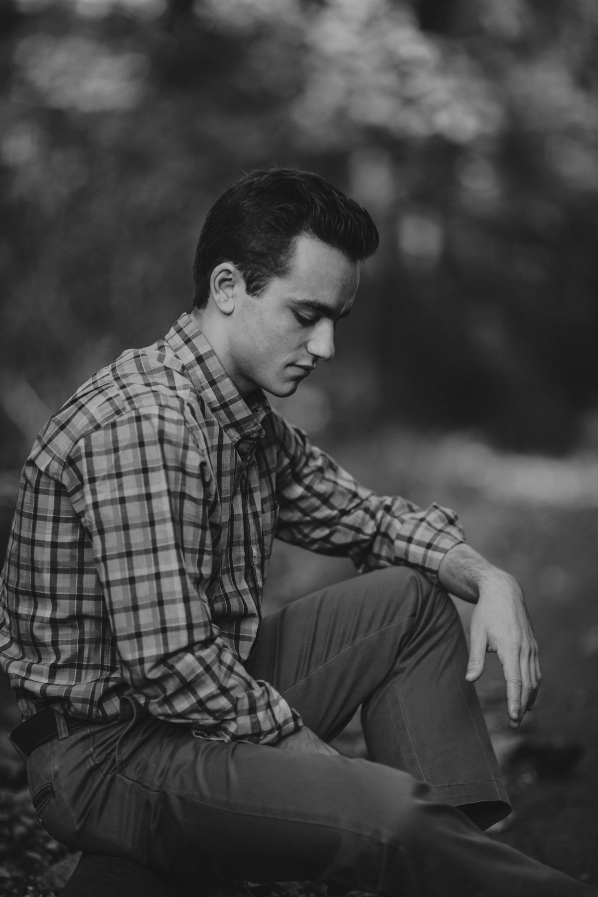 11baltimore-highschool-senior-guy-nature-fashion-fall