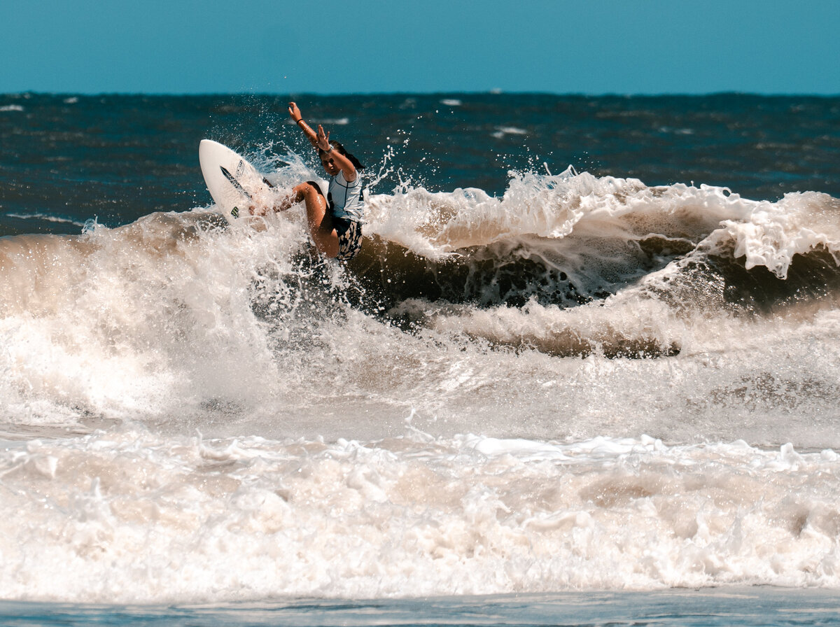 KelseyCamarata@kcam.productions-Surf06