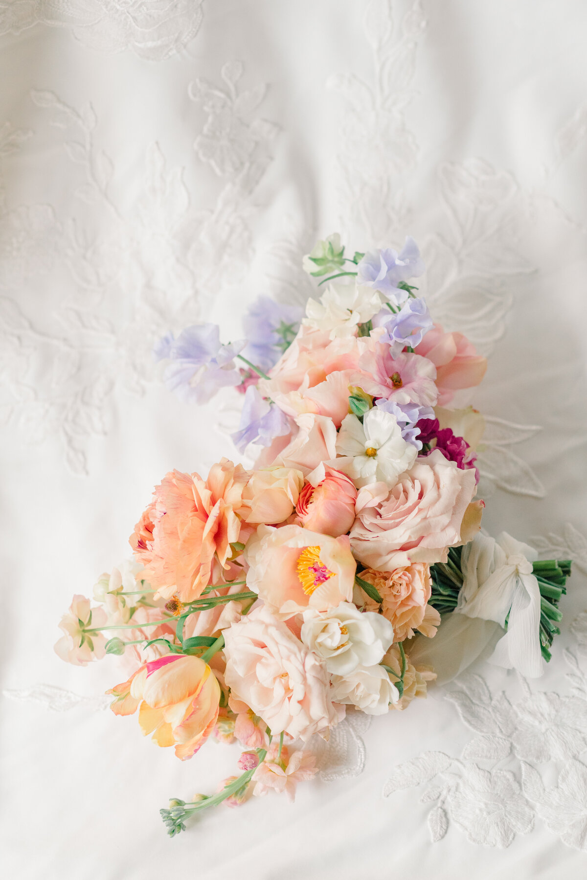 colorful-spring-bridal-bouquet