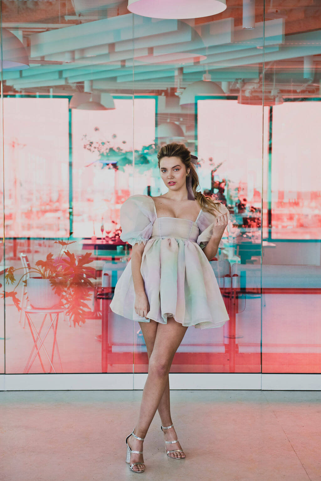 64-iridescent-colorful-tablescape-editorial