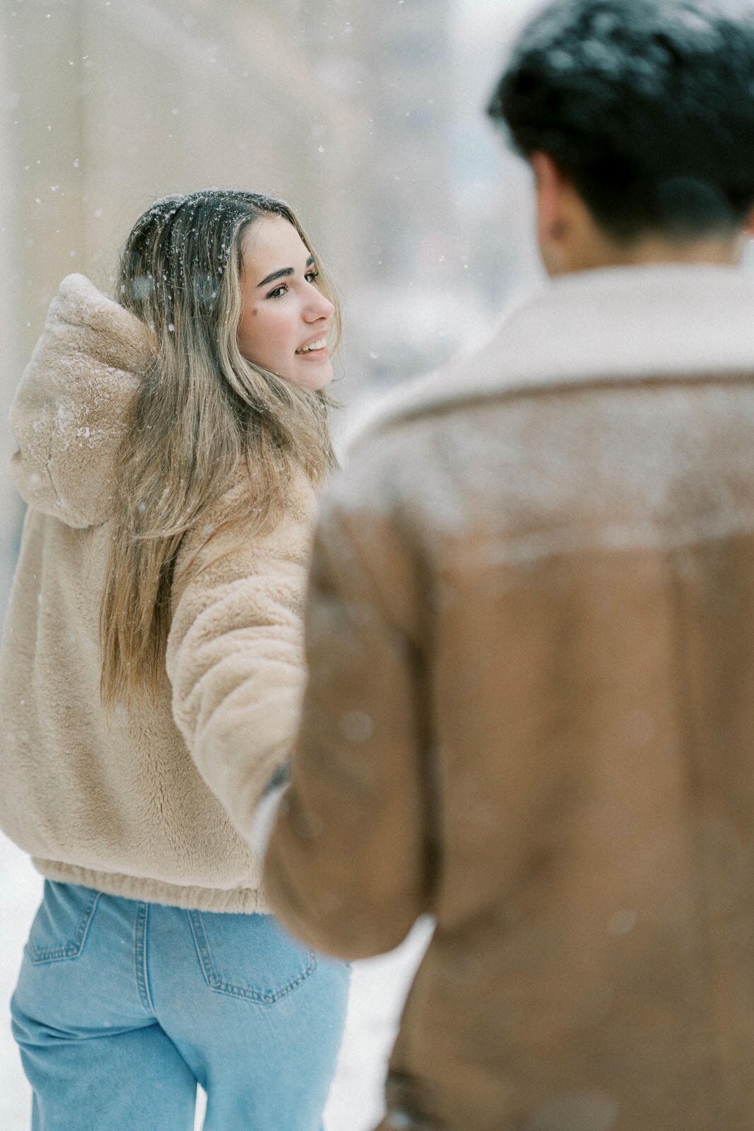 E10-Winter-snowy-engagement-photoshoot-in-Toronto-Zhan-and-Tina-2025-02-16-2500px-1018